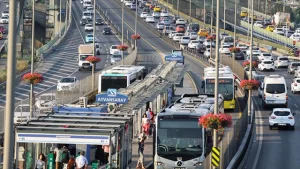 Okulların Açıldığı Gün Toplu Taşıma Ücretsiz Mi?